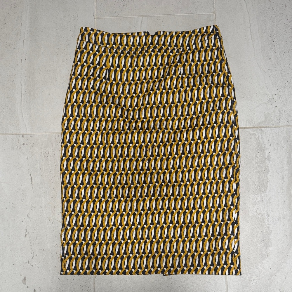 Boden Stylish Yellow and Navy Patterned Skirt